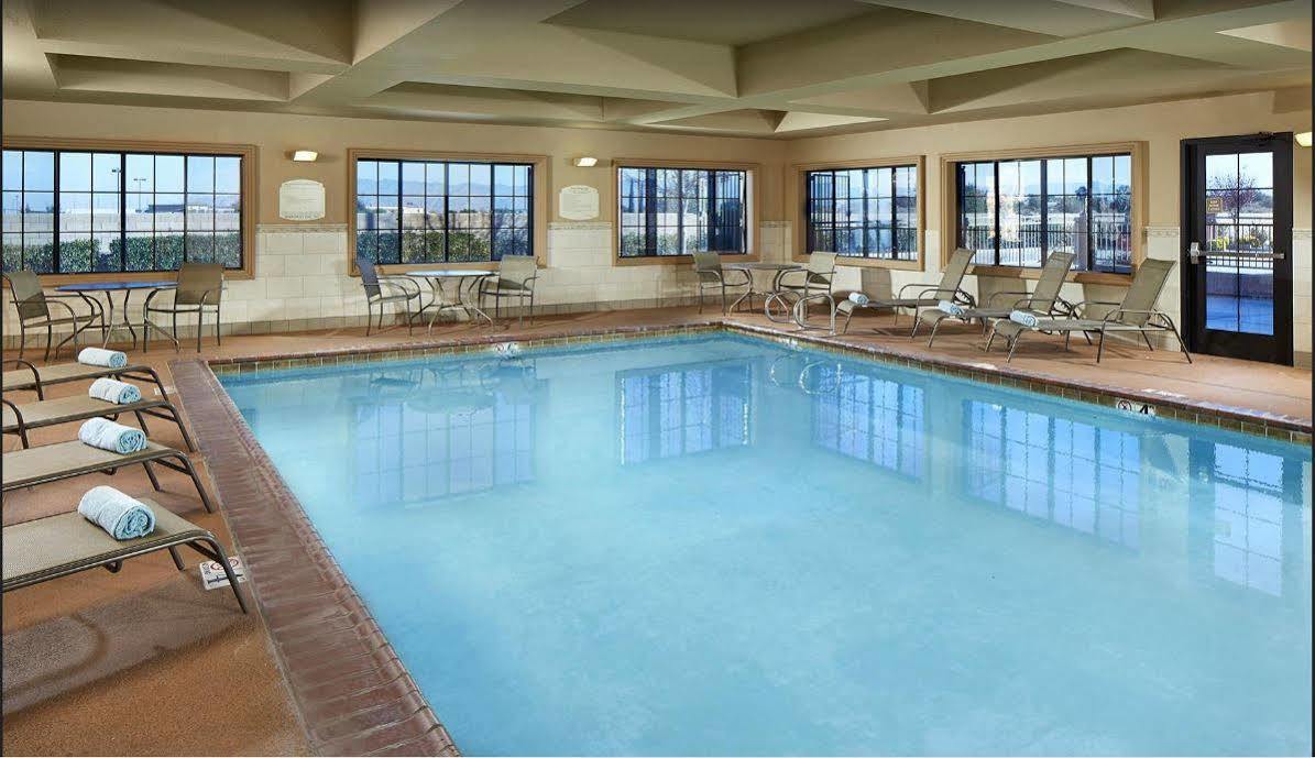 Best Western Hesperia-Victorville Suites Zewnętrze zdjęcie