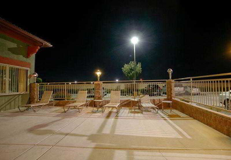 Best Western Hesperia-Victorville Suites Zewnętrze zdjęcie